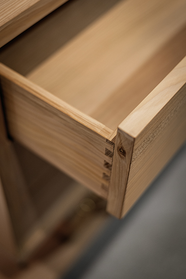 CHESTS OF DRAWERS Gallery 3