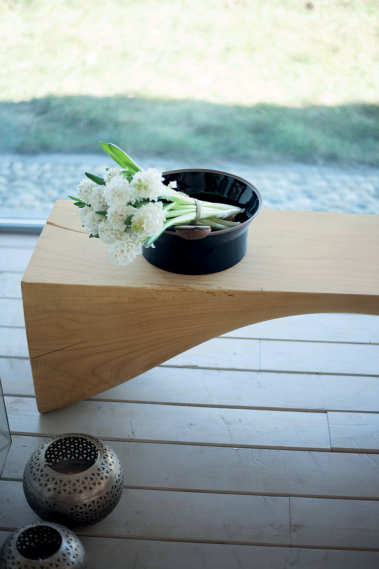 CURVE BENCH Gallery 4