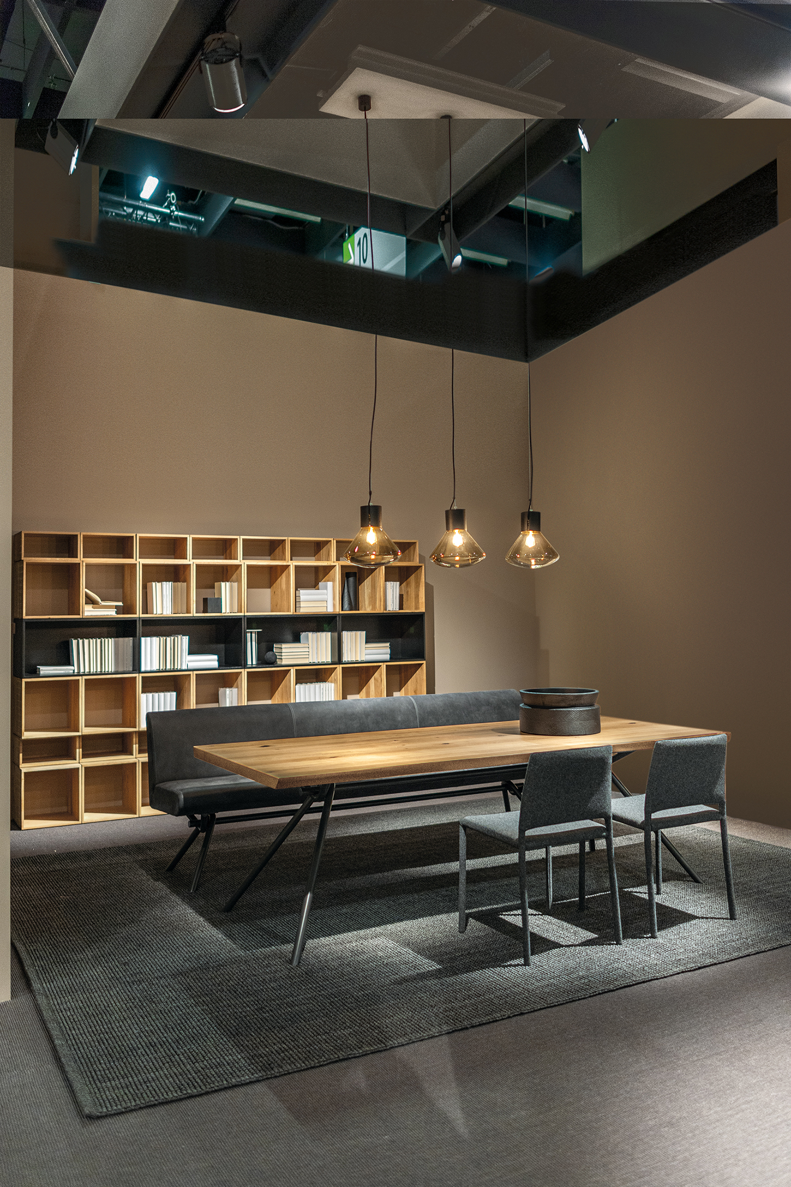 IRON LIGHT Gallery 6