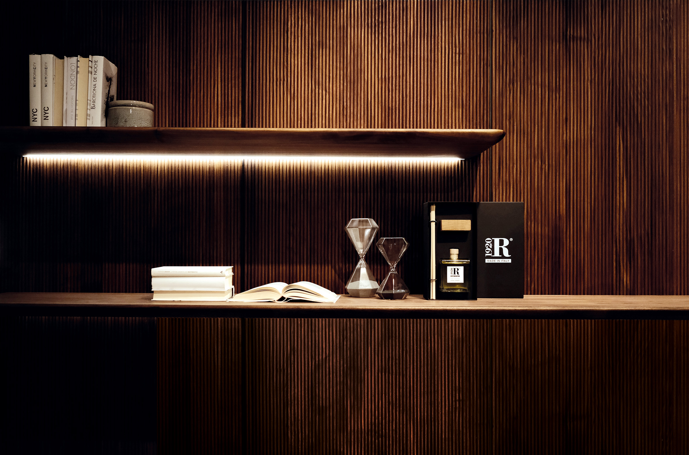 MODULA Gallery 8