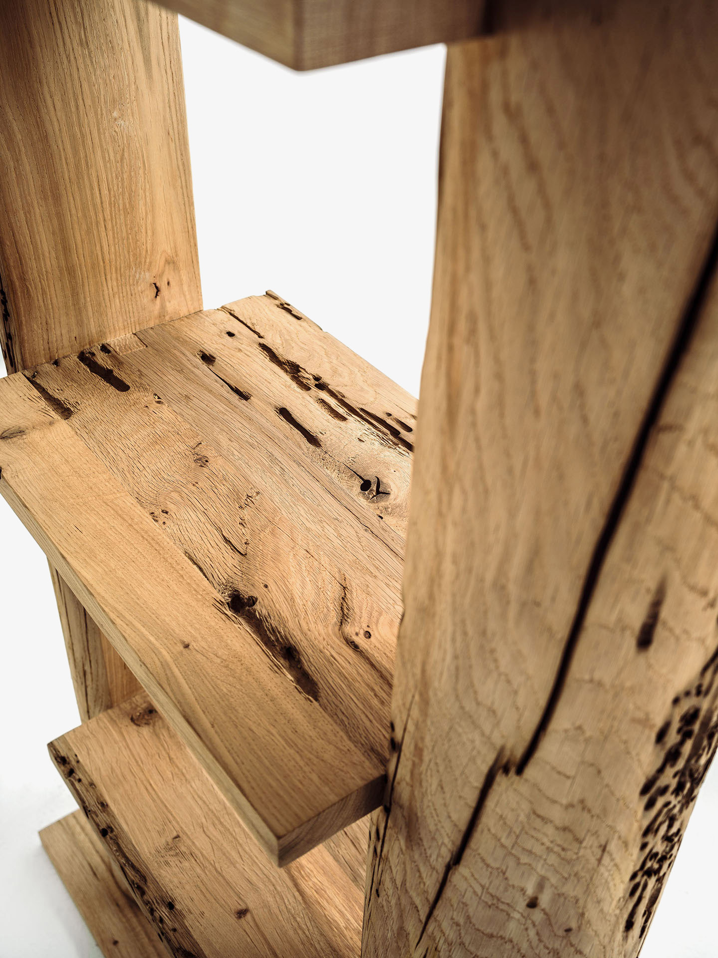 NOTCH SHELF Gallery 1