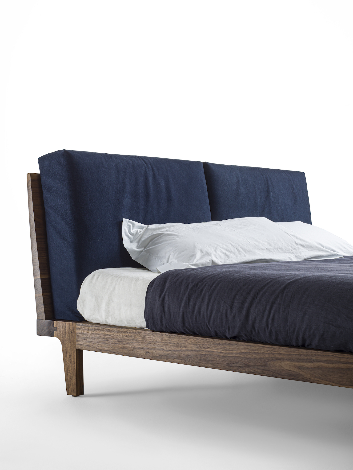 REVO SOFT BED Gallery 1