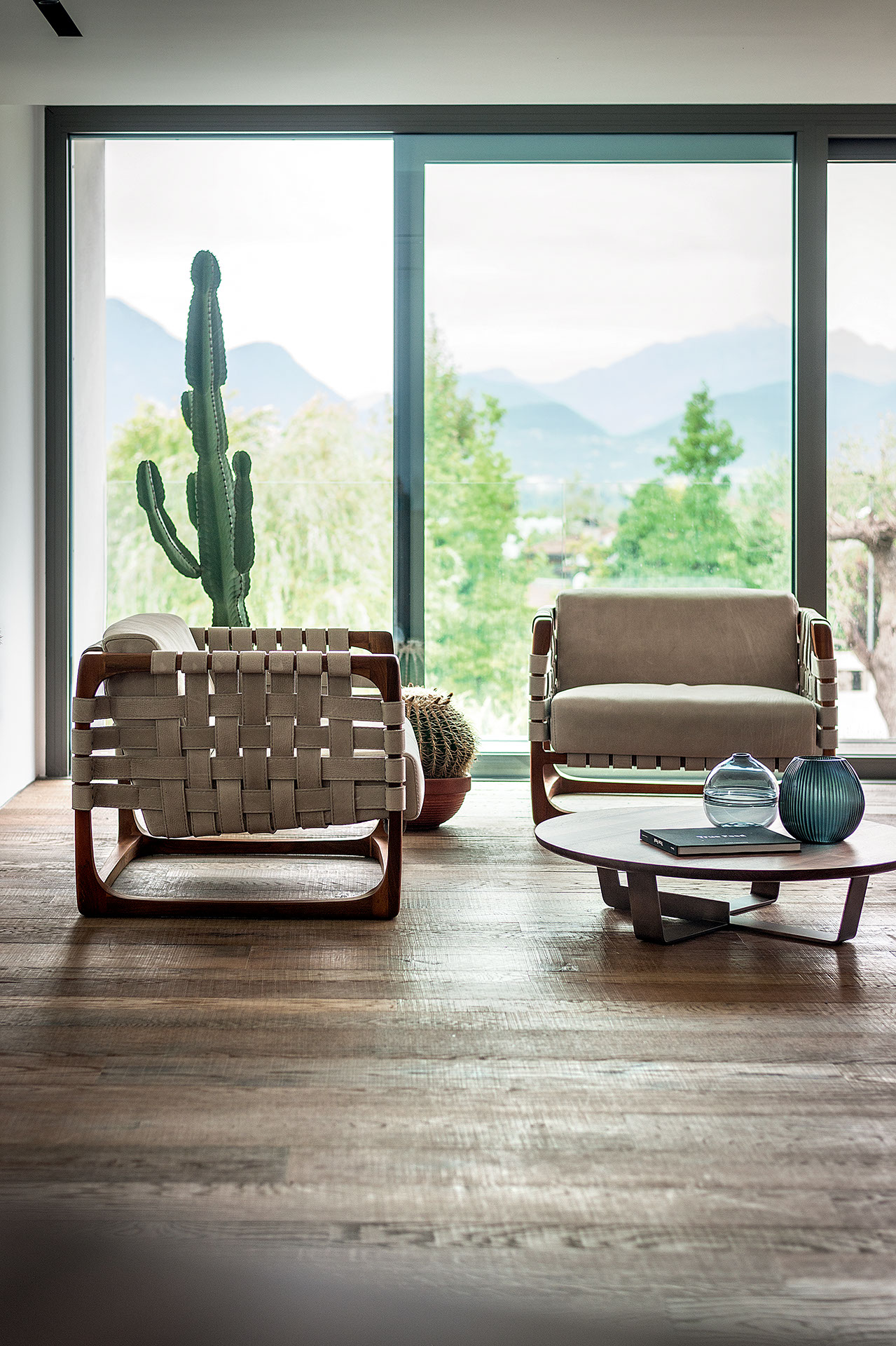 BUNGALOW ARMCHAIR Gallery 3