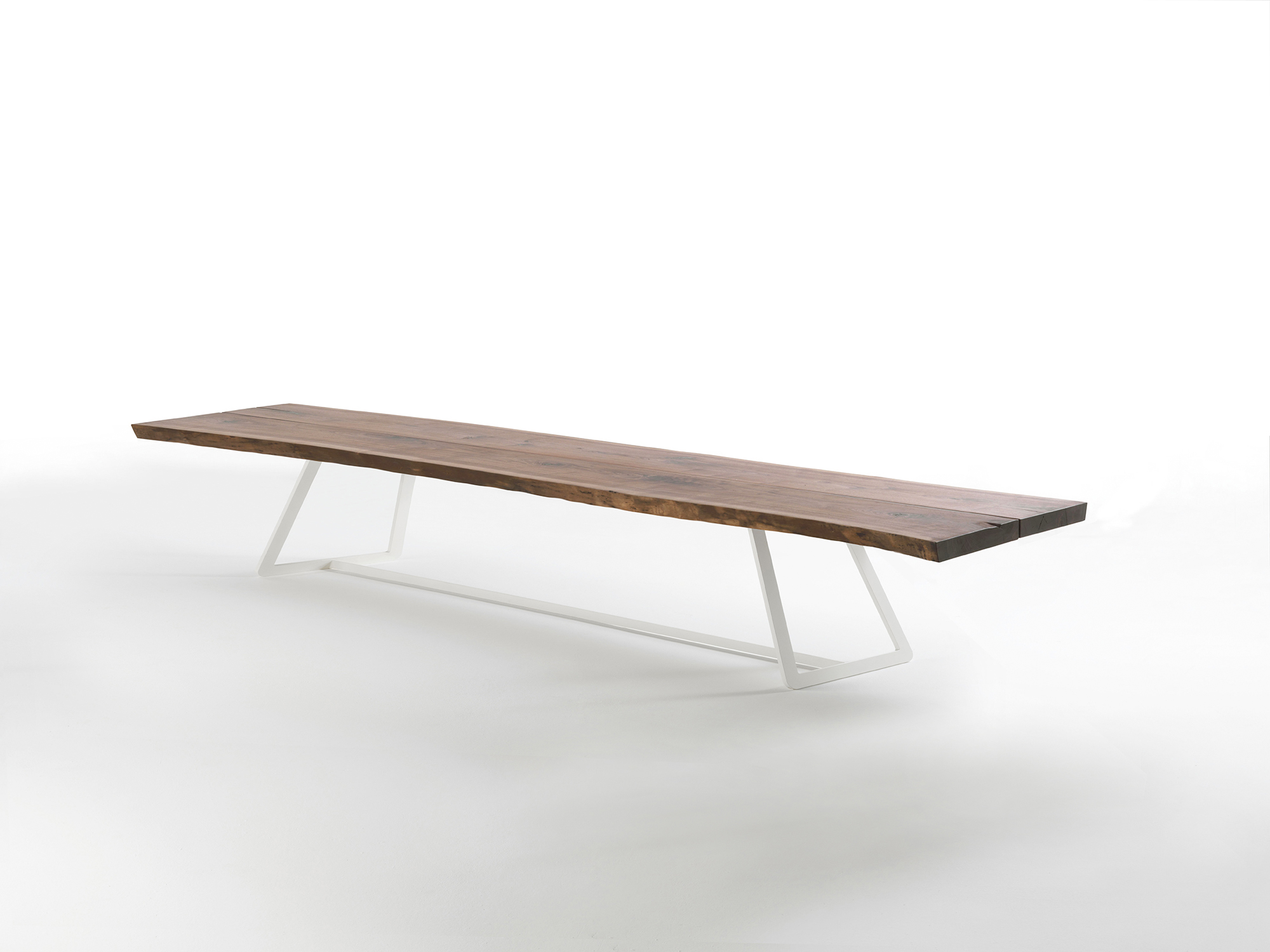 CALLE CULT BENCH Gallery 2